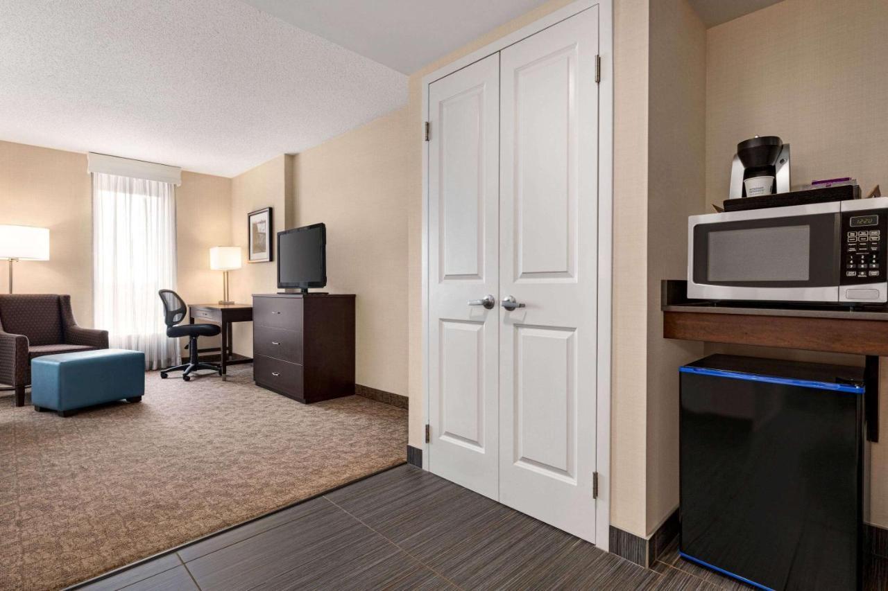 Hotel Wyndham Garden Fallsview Niagara Falls