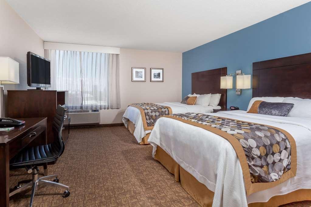 Wyndham Garden Fallsview
