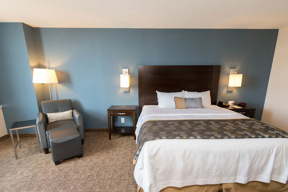 Wyndham Garden Fallsview 4*